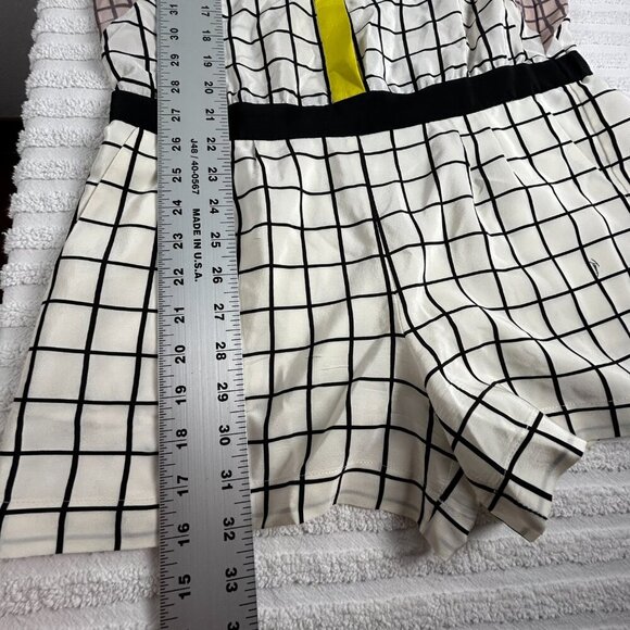 TRINA TURK Sleeveless Clover Geometric Button-Down Collared Silk Romper Size 2 - Picture 7 of 9